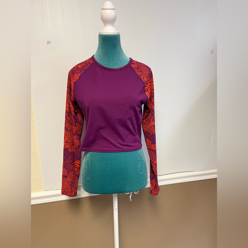 Garnet Hill Fuchsia Colorblock Cropped Rashguard … - image 2